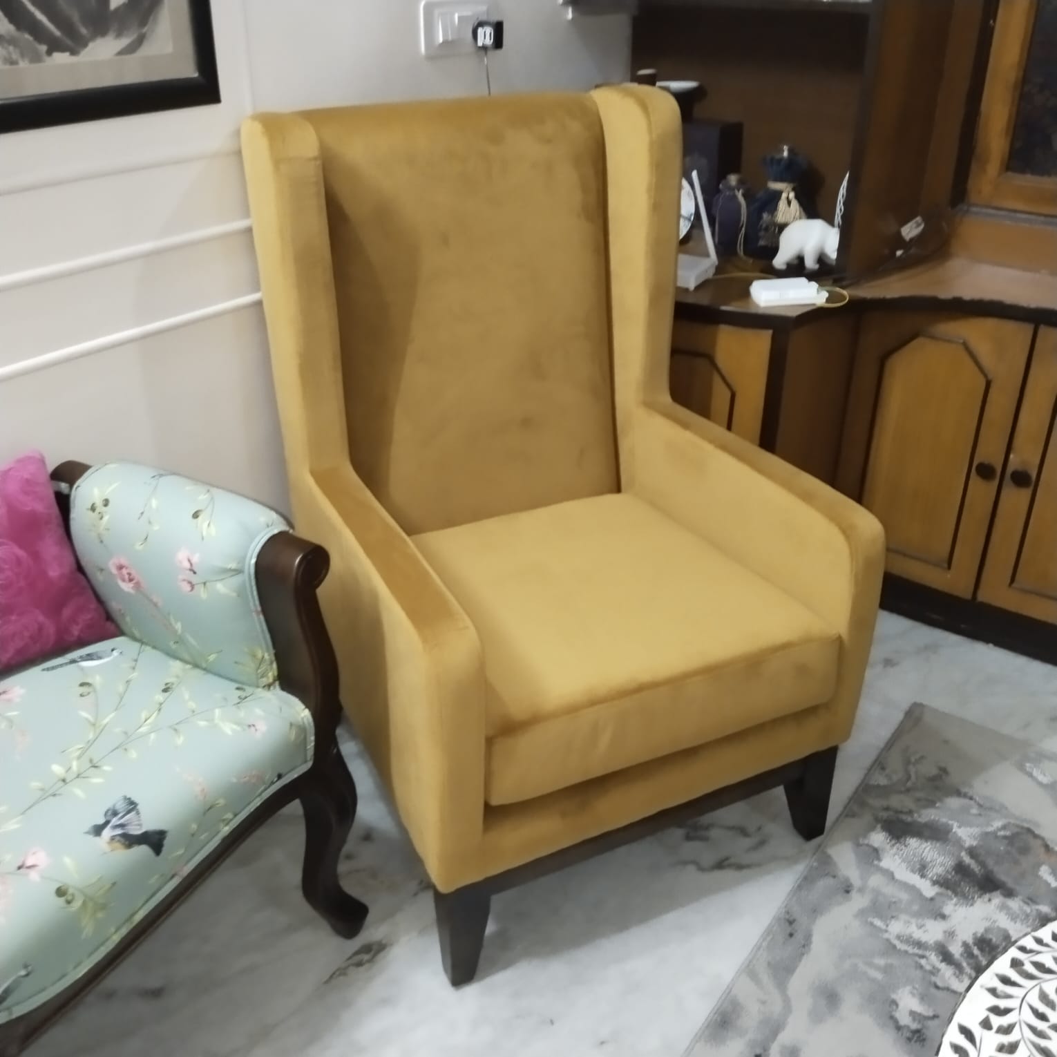 Buy chairs online at best price in Bangalore, Mumbai, Chennai