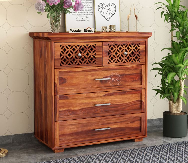 Cambrey 5-Drawer Wooden Chest Of Drawer For Bedroom in Honey Finish
